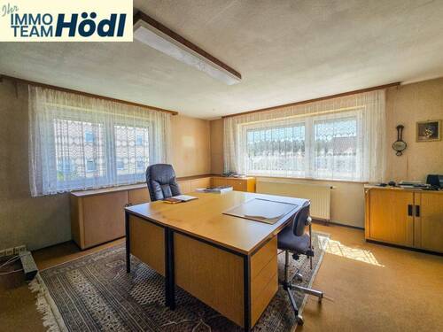  Zimmer 1 Wohnung EG - 