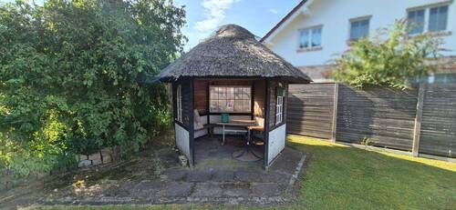 Gartenpavillon - 