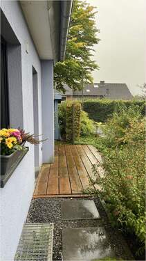 Peter Dondorf Immobilien Terrasse vorne - 6 Zimmer Einfamilienhaus in Aachen / Oberforstbach