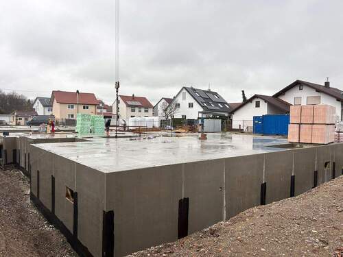 1 - 3 Zimmer Etagenwohnung in Dietenheim