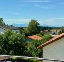 Traumhafte Dachgeschoss-Wohnung großem Südbalkon und Bergblick - Traunstein Kammer