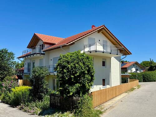 Außenansicht - 3 Zimmer Etagenwohnung zum Kaufen in Traunstein