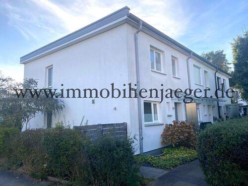 Hausansicht - 3 Zimmer Reihenendhaus in Hamburg