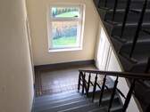Treppenhaus mit Fenster - 