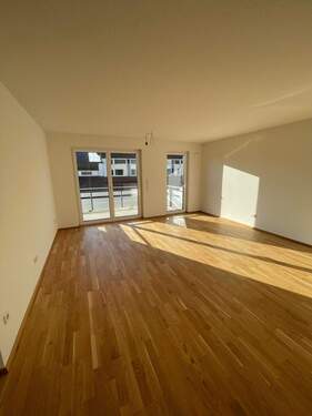 Wohnzimmer.jpg - 2 Zimmer Etagenwohnung zur Miete in Erlangen