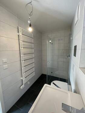 Badezimmer 3.jpg - 