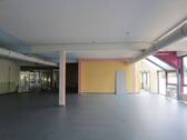 Verkaufsfläche - *Großzügige und helle Gewerbefläche im Zentrum*