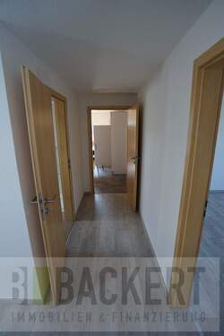 Flurbereich - 3 Zimmer Etagenwohnung zur Miete in Altenkunstadt