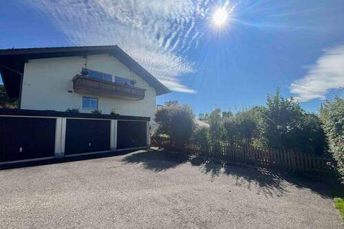 Garagenhof - Doppelhaushälfte mit 173,00 m&sup2; in Riedering zum Kaufen