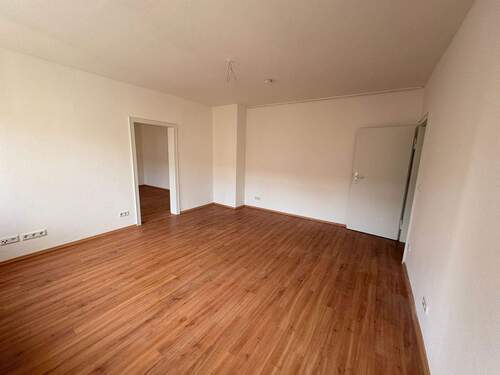 Wohnen/Essen - 2 Zimmer Etagenwohnung in Fürth