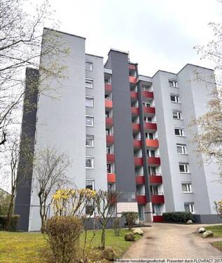 Gepflegtes Mehrfamilienhaus - 