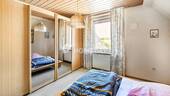 1. OG Schlafzimmer 2 - 