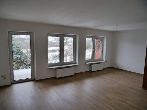 Wohnzimmer - 4 Zimmer Doppelhaushälfte zur Miete in Albersdorf