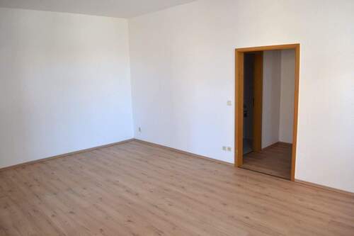 Schlafzimmer - 2 Zimmer Etagenwohnung zur Miete in Altenburg