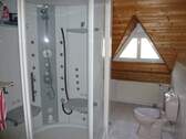 Tageslichtbad mit Wellnessdusche (OG) - 