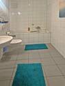 Bad mit Wanne und Dusche - Etagenwohnung mit 40,00 m&sup2; in Grevenbroich zur Miete
