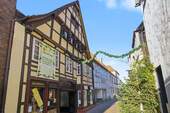 Haus - Wohn und Geschäftshaus in bester Innenstadtlage von Lemgo mit Balkon und 2 Stellplätzen