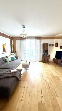 Bild 4 - Mehrfamilienhaus, Wohnhaus mit 237,00 m&sup2; in Osterhofen zum Kaufen