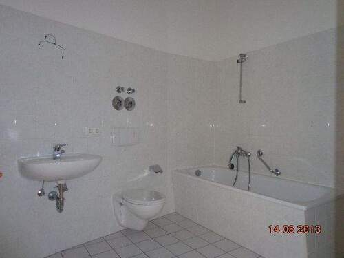 Modernes Badezimmer - 