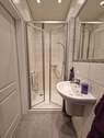EG Bad mit Dusche - 