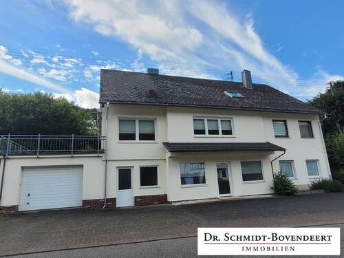 Bild 1 - Wohn- und Geschäftshaus in zentraler Lage von Niederdreisbach