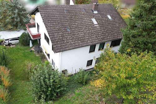 03_Haus-Rückansicht - 9 Zimmer Mehrfamilienhaus, Wohnhaus in Aschaffenburg