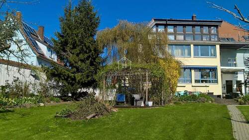 Gartenansicht Haus Seminar- und Gästehaus - 