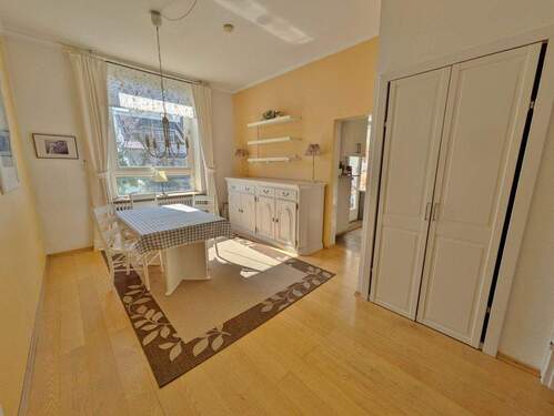 1. OG Wohnung - Esszimmer - 