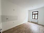 Leeres Zimmer mit Fenster - 