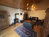 Wohnzimmer - 9 Zimmer Mehrfamilienhaus, Wohnhaus zum Kaufen in Borchen / Kirchborchen