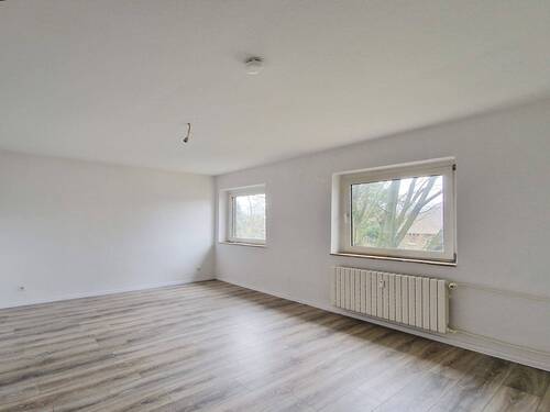 Schlafzimmer - 2 Zimmer Etagenwohnung zur Miete in Duisburg