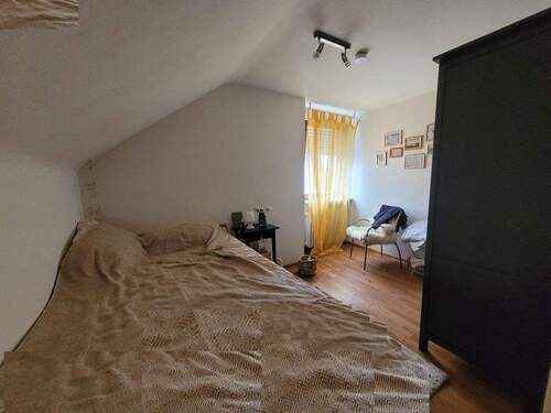 Zimmer 2 - 
