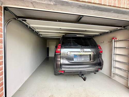 Garage - 