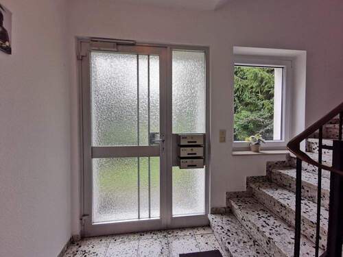 Haupteingangstür Erdgeschoss - 