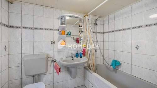 EG Badezimmer 2 - 