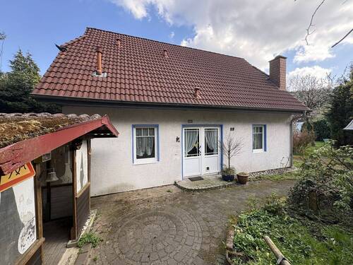 Straßenansicht - 5 Zimmer Einfamilienhaus in Horn-Bad Meinberg