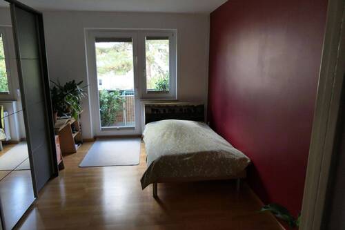 Zimmer 2 - 