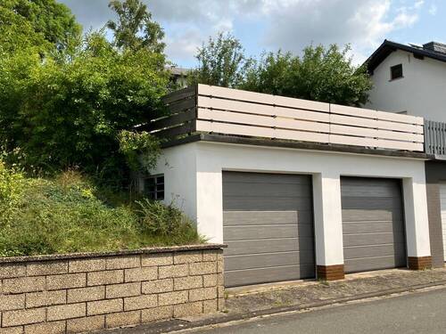 Ansicht Garage - 4 Zimmer Einfamilienhaus in Bischoffen