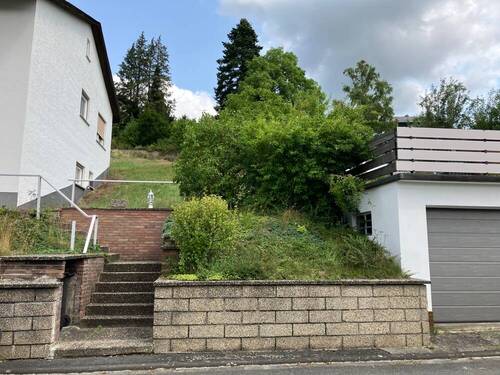Zugang - Einfamilienhaus mit 135,00 m² in Bischoffen zum Kaufen
