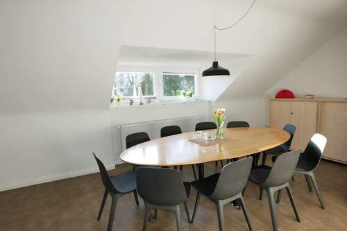 Büro/Zimmer im DG - 