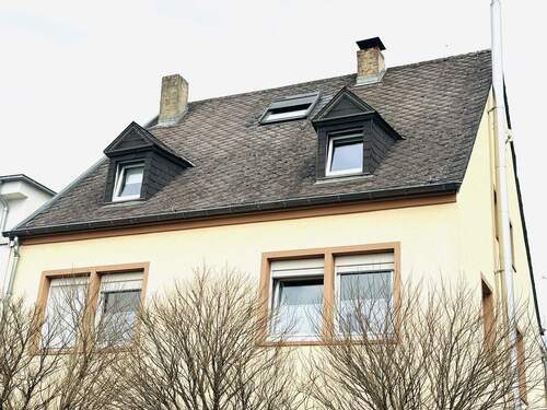 6. Hausansicht - Einfamilienhaus mit 300,00 m&sup2; in Bitburg zum Kaufen