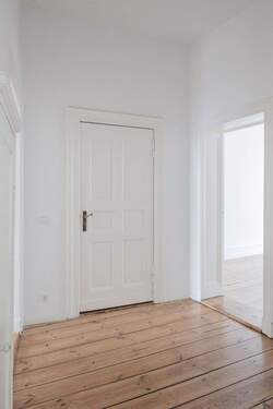 Flur - 6 Zimmer Etagenwohnung in Berlin