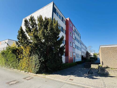 Hausansicht - 4 Zimmer Etagenwohnung in Bielefeld