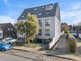 Außenansicht 1 - moderne Wohnung mit Balkon in gepflegtem 8-Parteienhaus