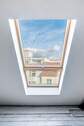Detailansicht Fenster im Dachgeschoss - 