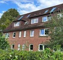 HH-Bramfeld: Gut geschnittene 3-Zimmer Endetagenwohnung mit zusätzlich ausgebautem Dachboden - Hamburg