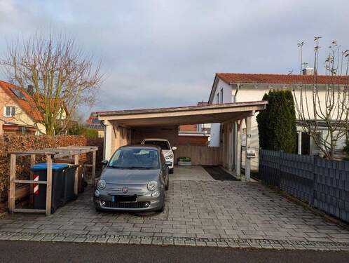 Carport & Grundstückseinfahrt - 4 Zimmer Einfamilienhaus zum Kaufen in Meitingen
