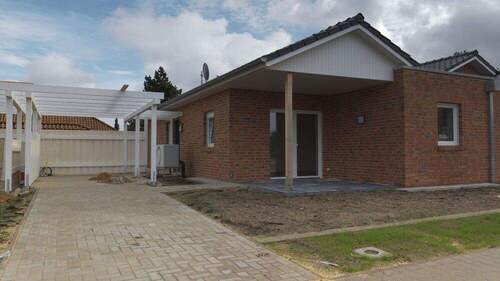 Straßenansicht - Keine Käuferprovision - Seniorengerechte Doppelhaushälfte in zentraler Lage