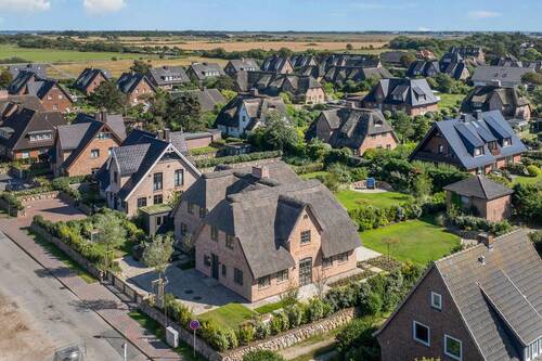 Bild 2 - 5 Zimmer Doppelhaushälfte zum Kaufen in Wenningstedt