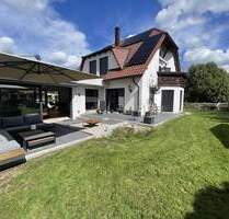 Hochwertiges Einfamilienhaus Zwei-Familienhaus (Effizienzhaus) in Traumlage - Burgthann Mimberg